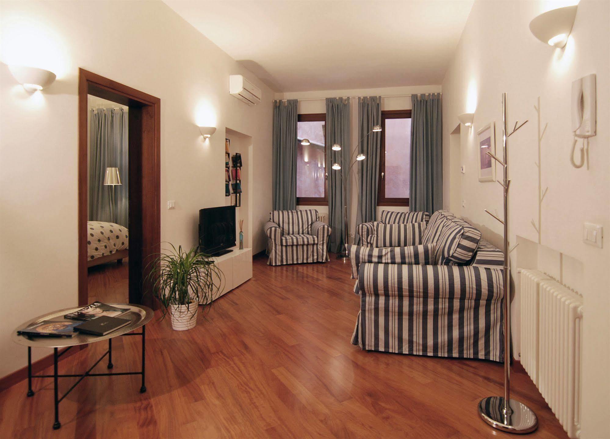 Sarai Venezia