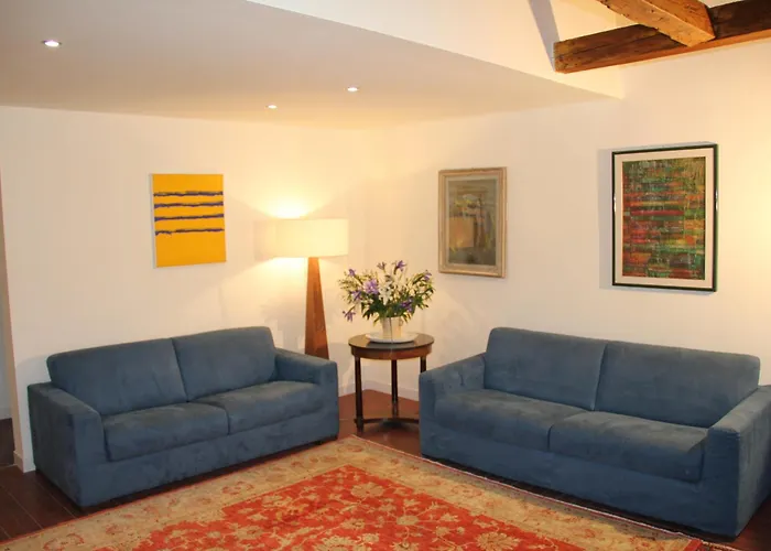 Sarai Apartments
